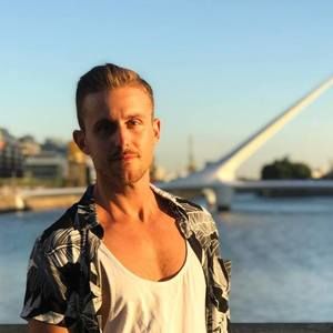 Meet your Posher, Mike